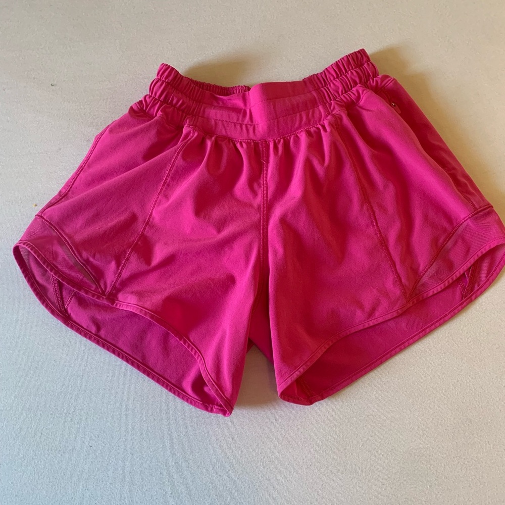 COPY - LULULEMON Sonic Pink Hotty Hots- Size 2, 4 inch